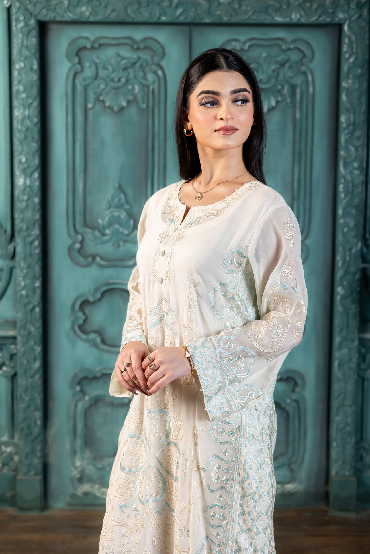 Anabia ivory paper silk Pakistani suit with organza dupatta MariamRaj