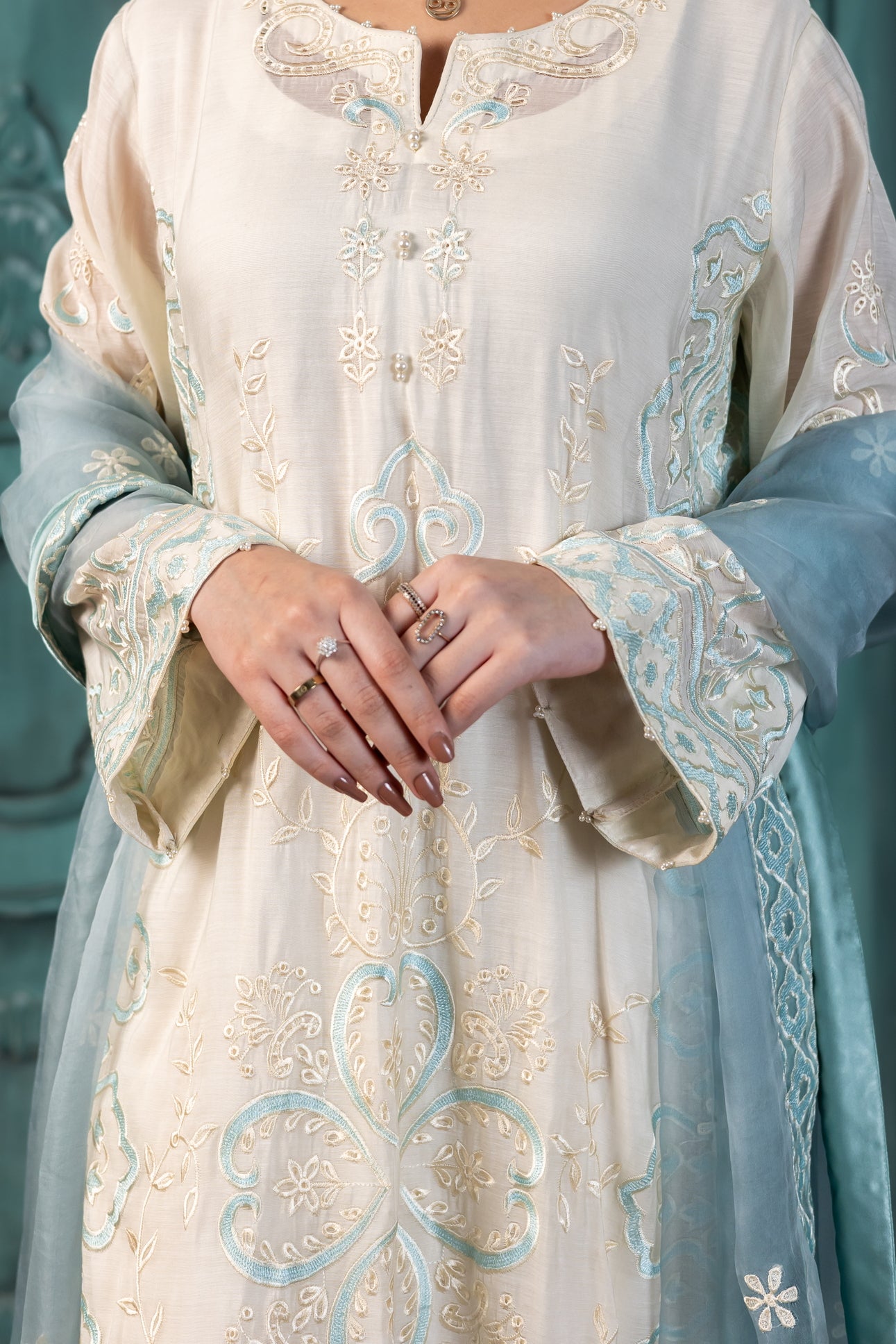 Anabia ivory paper silk Pakistani suit with organza dupatta MariamRaj