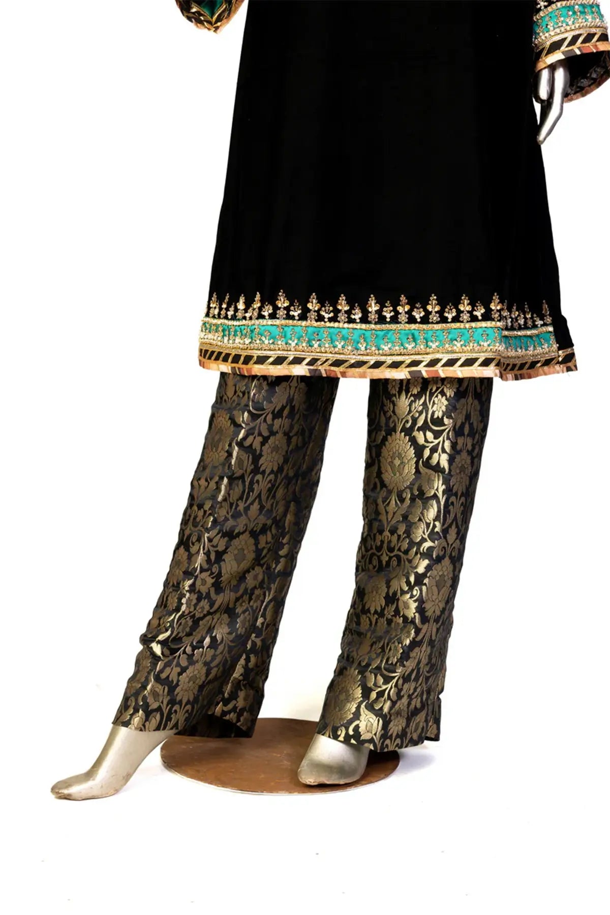 Black Radiance-Embroidery detailed velvet dress for Pakistani Parties