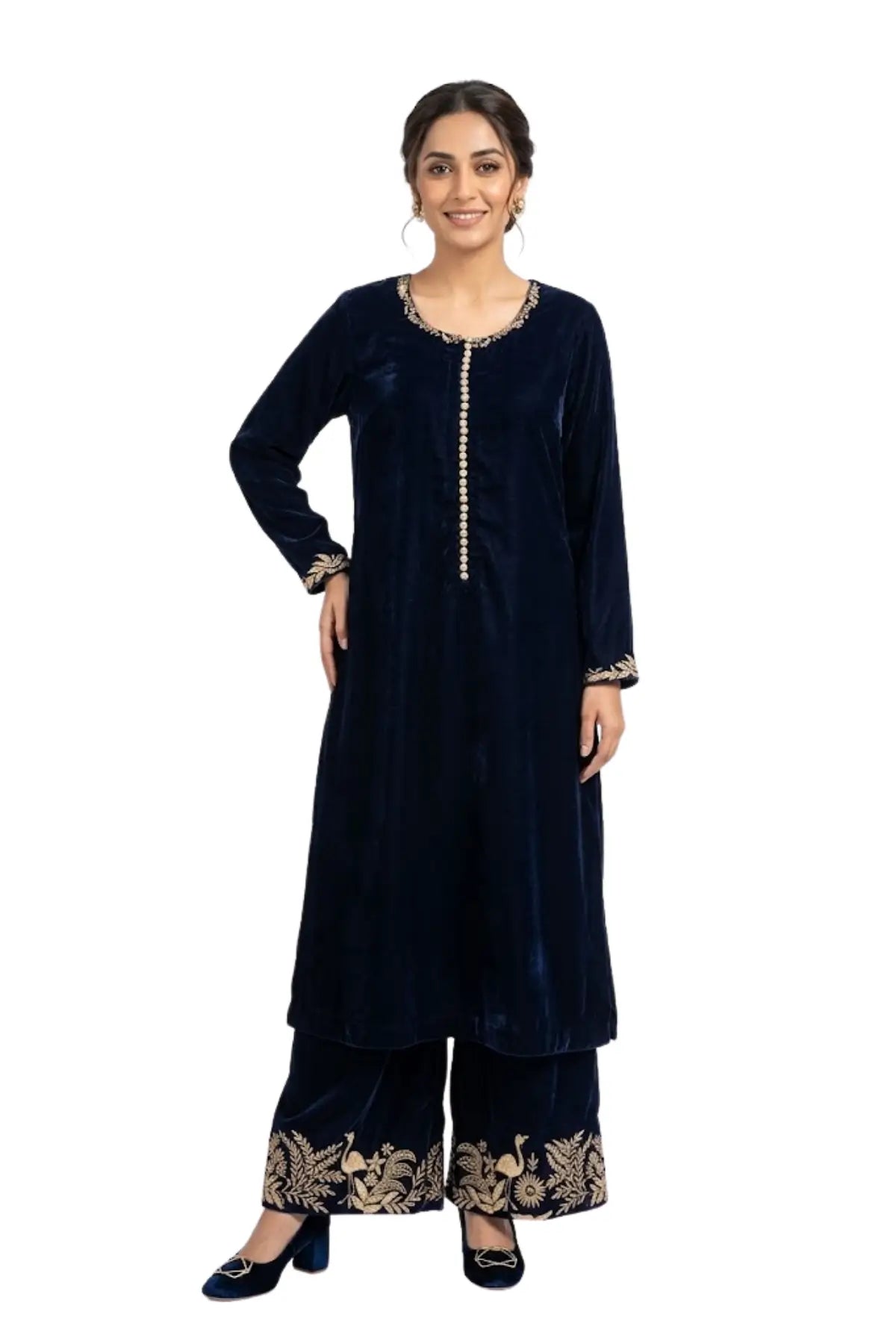 Blue Opulence-Stunning velvet Pakistani formal suit for winter weddings