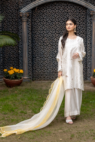 Dua pearl white sheesha silk 3PC Eid Edit 2026 with organza dupatta by MariamRaj