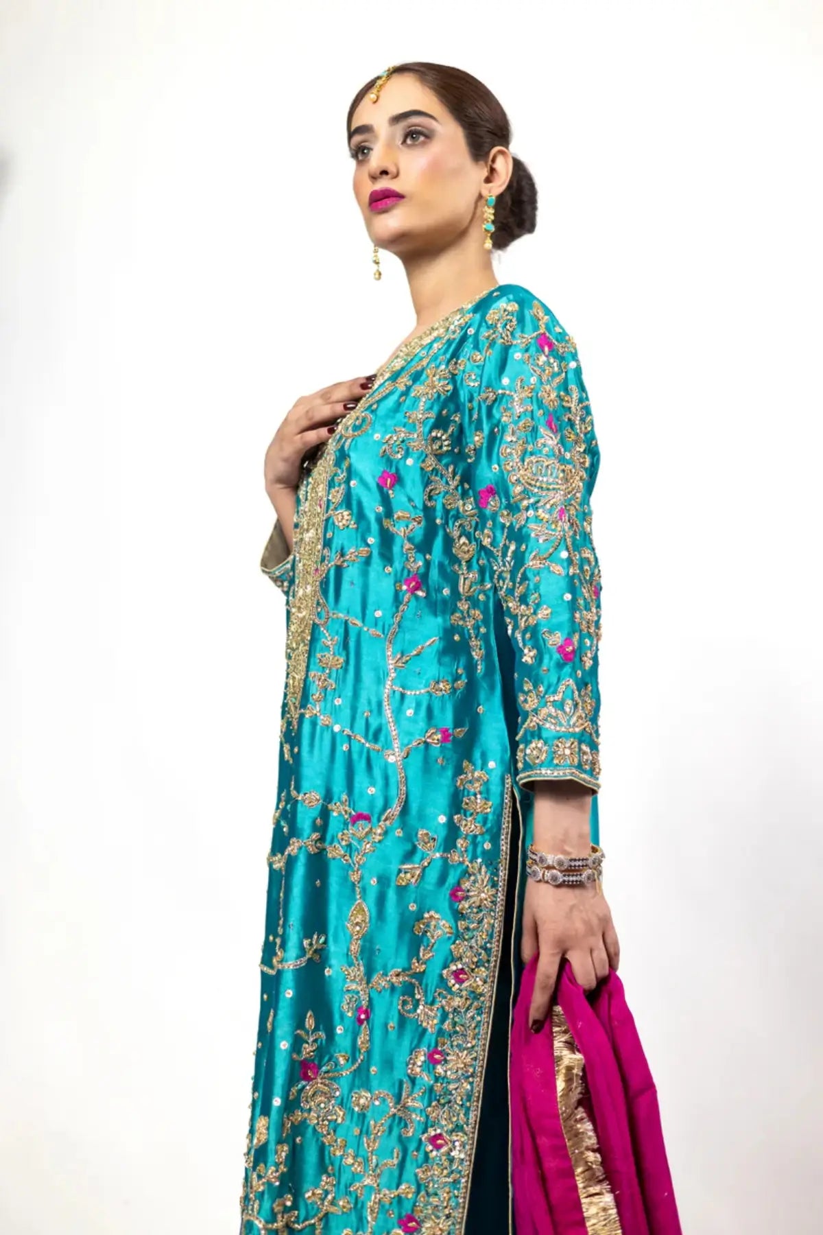 Elvina – Pakistani Evening Wear Outfit for Wedding & Mehndi Events