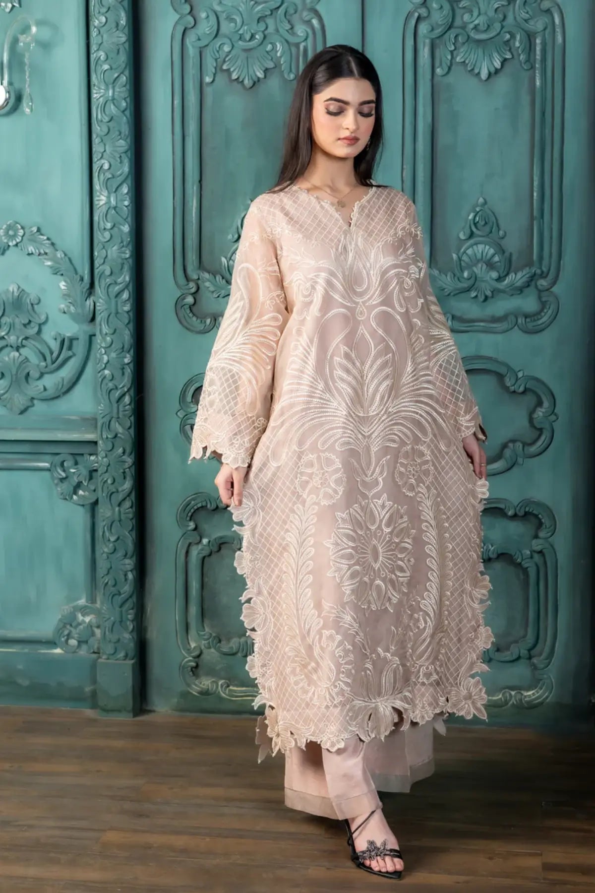Ifrah – Shop Luxury Peach Organza Suit with Korean Silk Pants Online