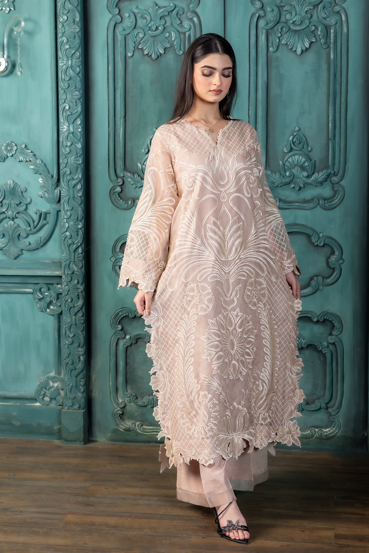 Buy peach organza Pakistani embroidered suit online MariamRaj