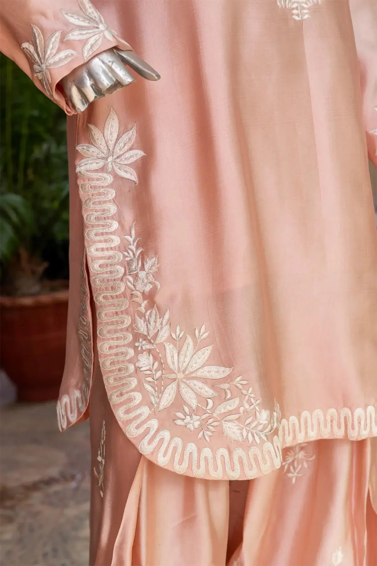 Inaya-Hand-embroidered Pakistani suit for women in USA and Canada