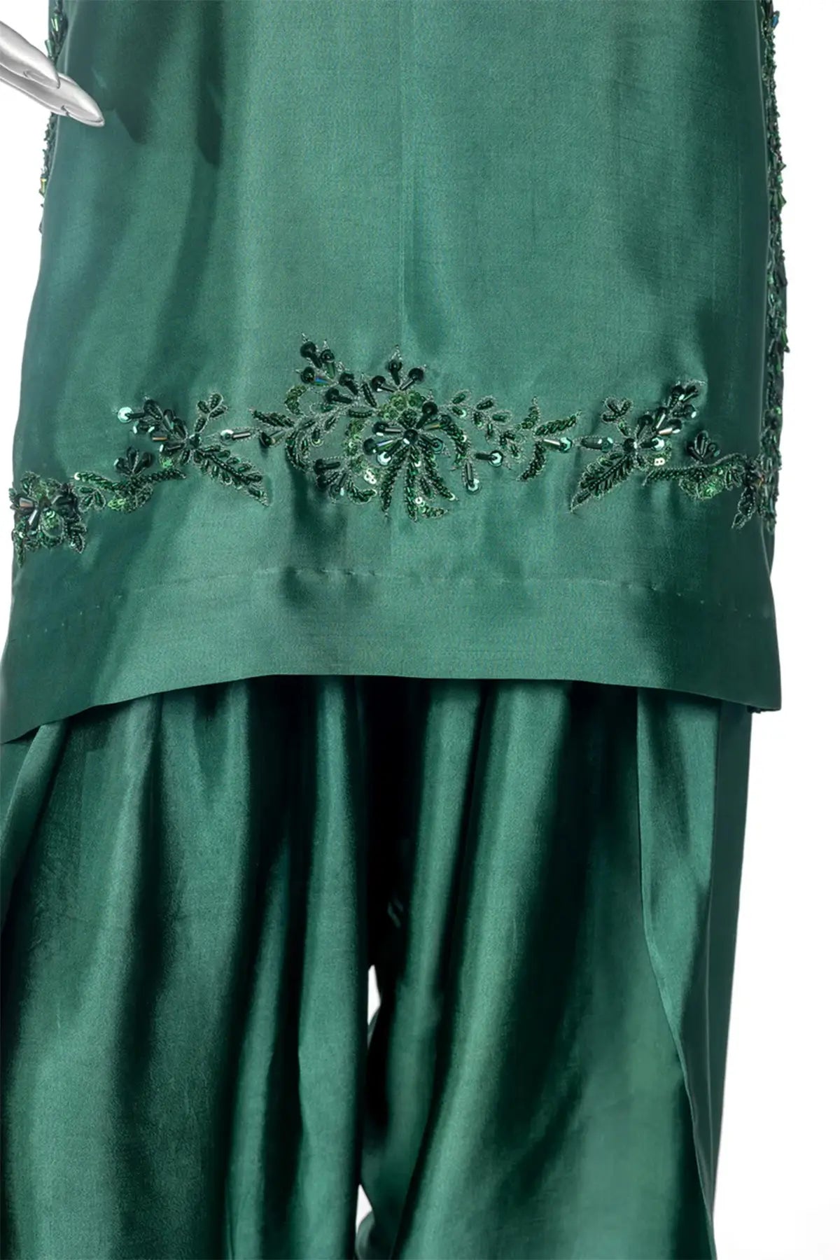Kaneez – Order Sheesha Silk Green Farshi Shalwar Formal Outfit Online