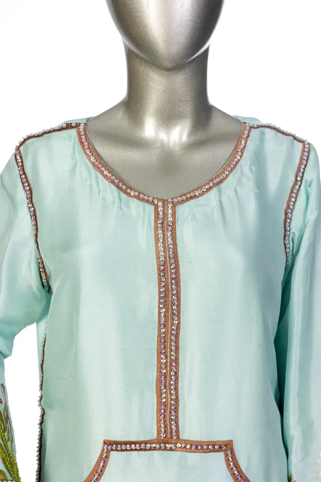 Laraib – Stylish Mint Green Silk Outfit for Parties & Special Events