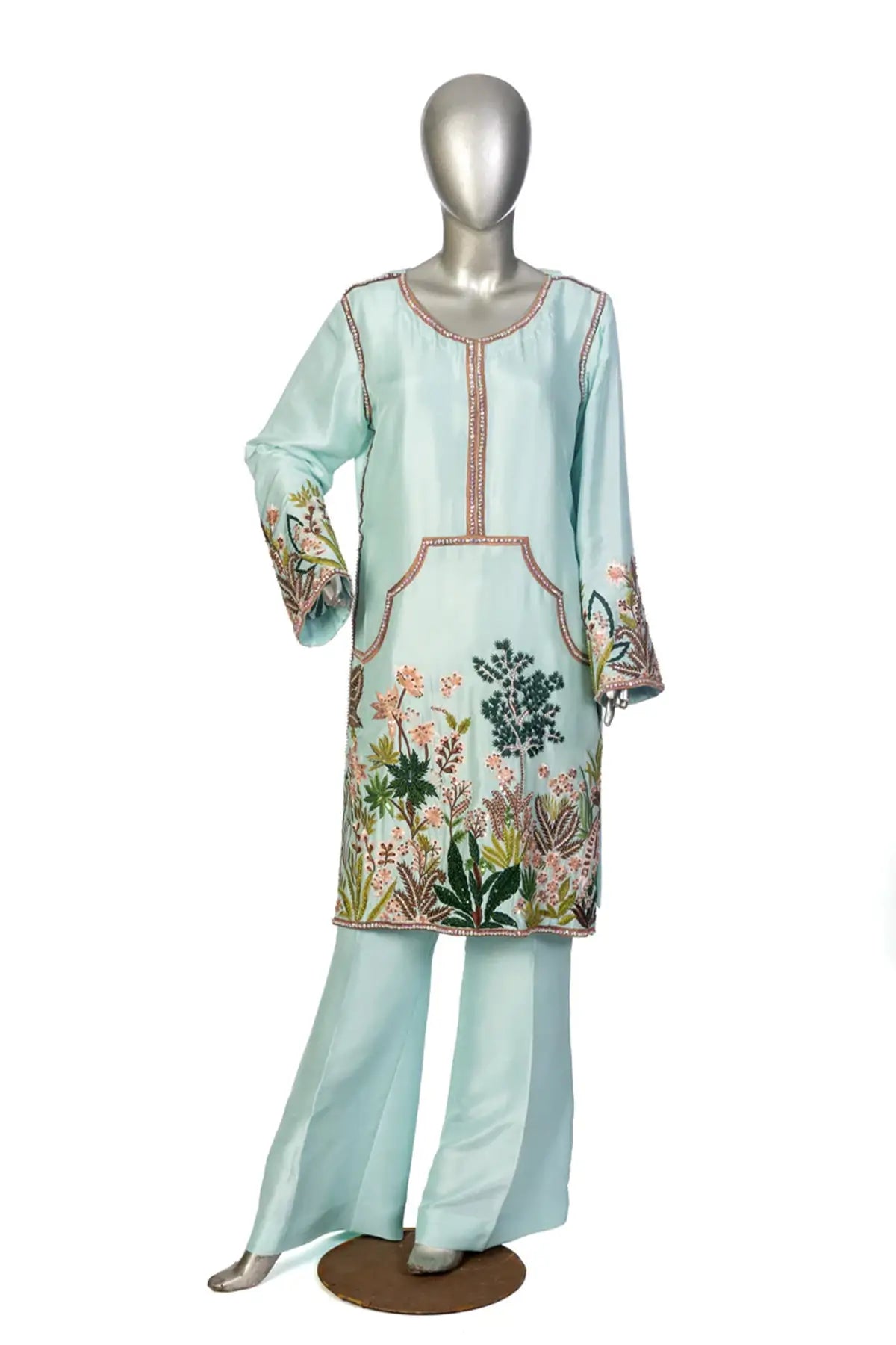 Laraib – Stylish Mint Green Silk Outfit for Parties & Special Events