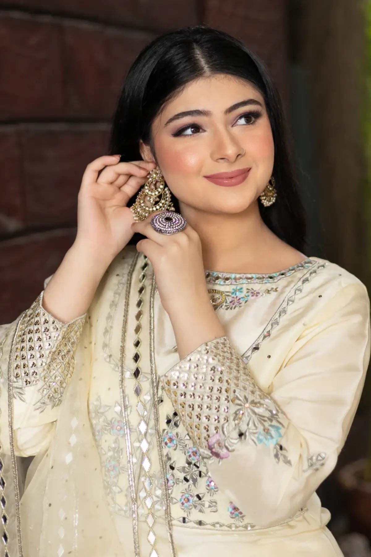 Layla- Elegant Sheesha Embroidered Shalwar Kameez