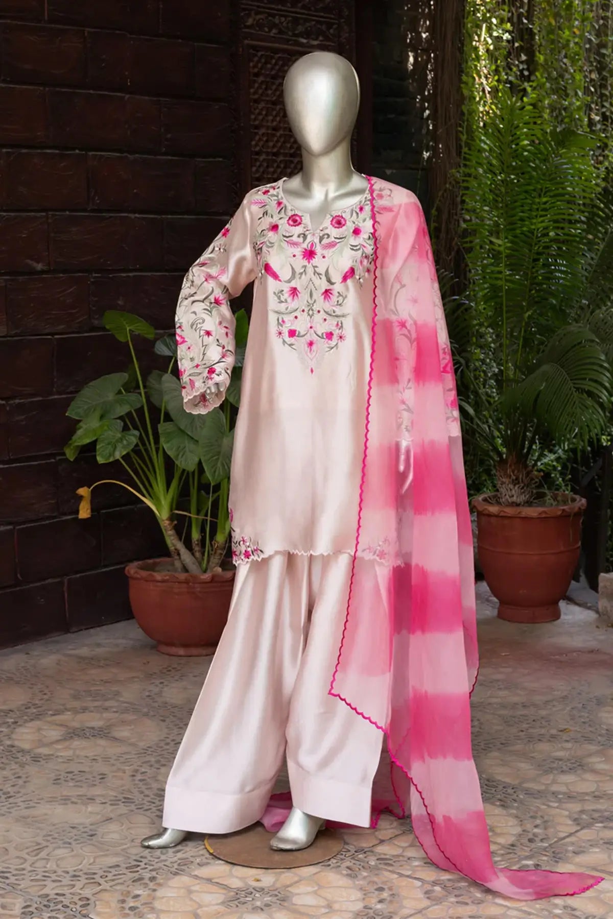 Liyana - Elegant Pink Embroidered Outfit for Festive Occasions