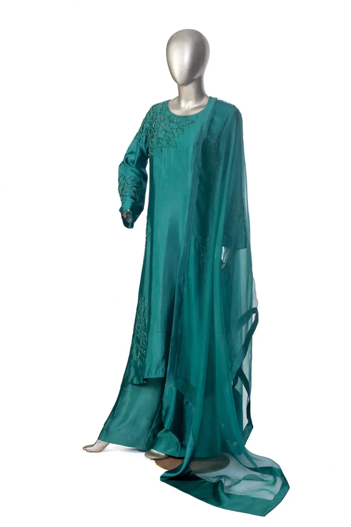 Mehruk – Ready-to-Wear Pakistani Silk Outfit with Luxury Detailing