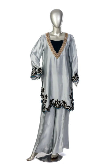 Nawira – Luxury Sheesha Silk Silver Suit with Velvet Work for Parties