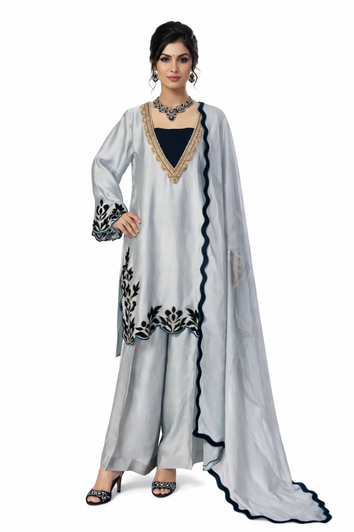 Nawira – Luxury Sheesha Silk Silver Suit with Velvet Work for Parties