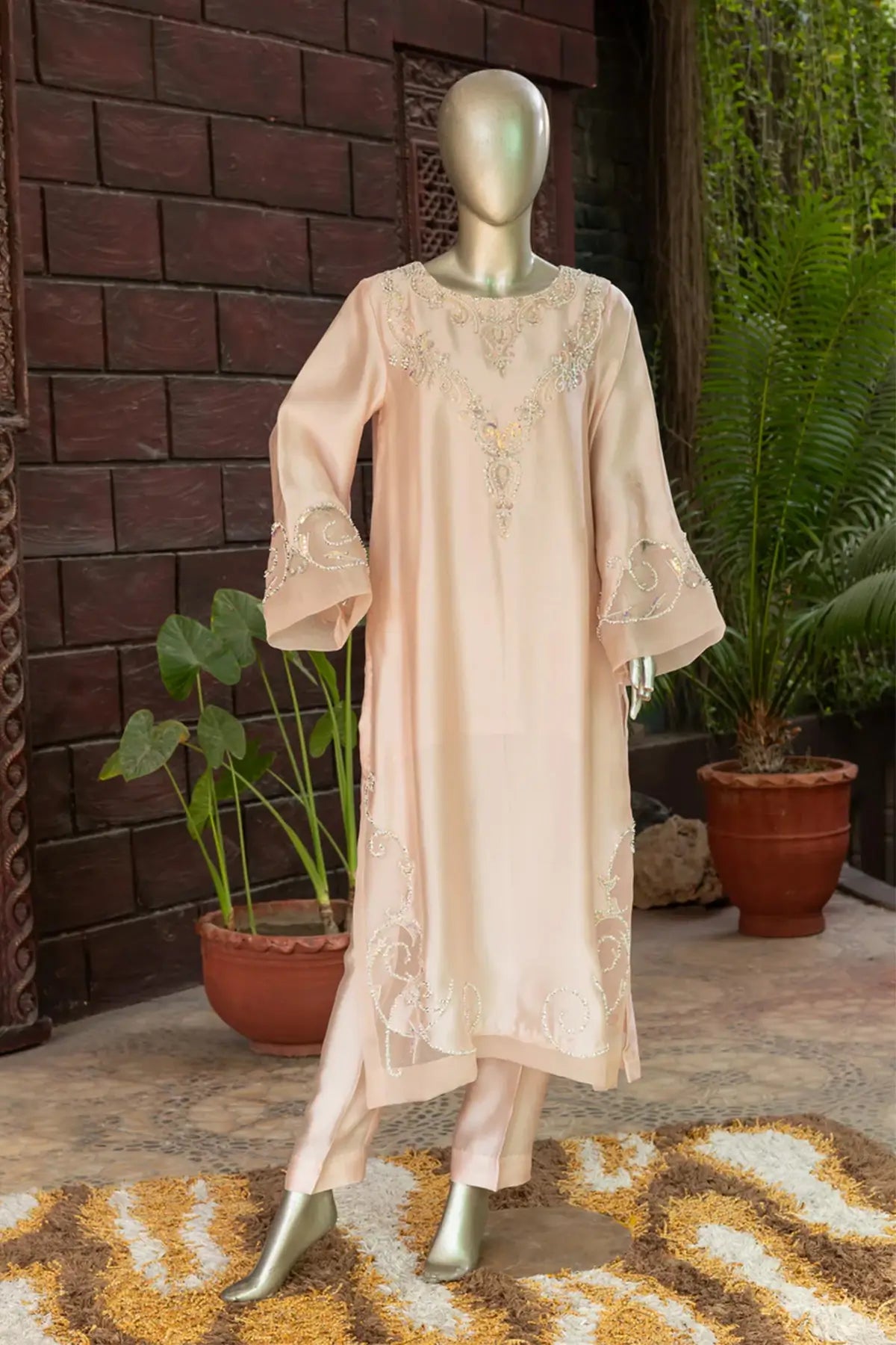 Nurelle – Designer Pakistani Silk Suit for Eid and Events in USA and UK