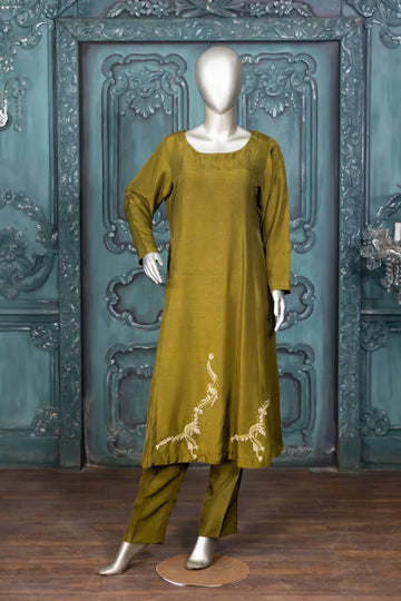 Olive Opulence- Stylish Straight Capri Pant Suit for Women