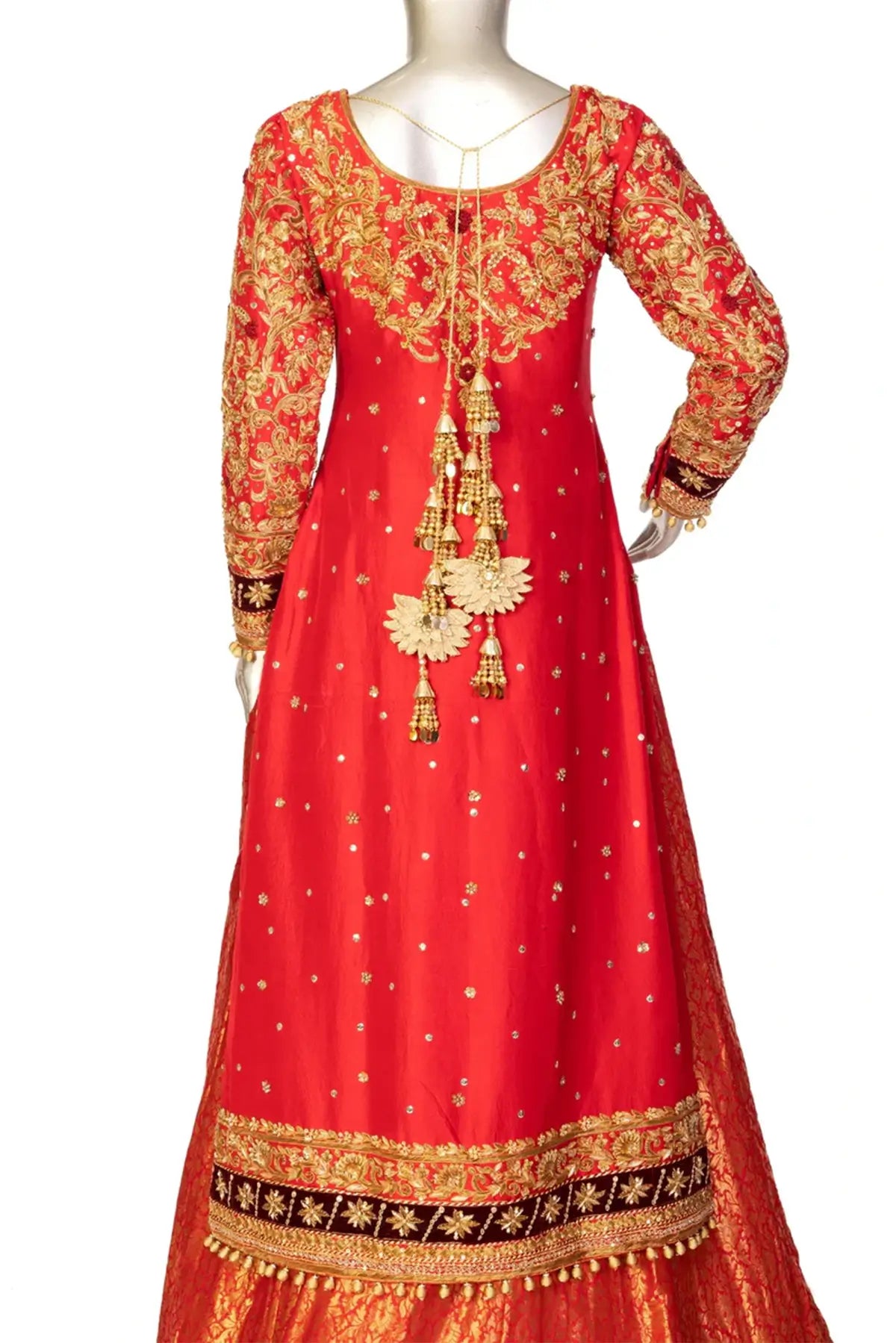 Red Royalty – Red Bridal Lehenga for Pakistani Barat | Designer Wedding Wear by MariamRaj