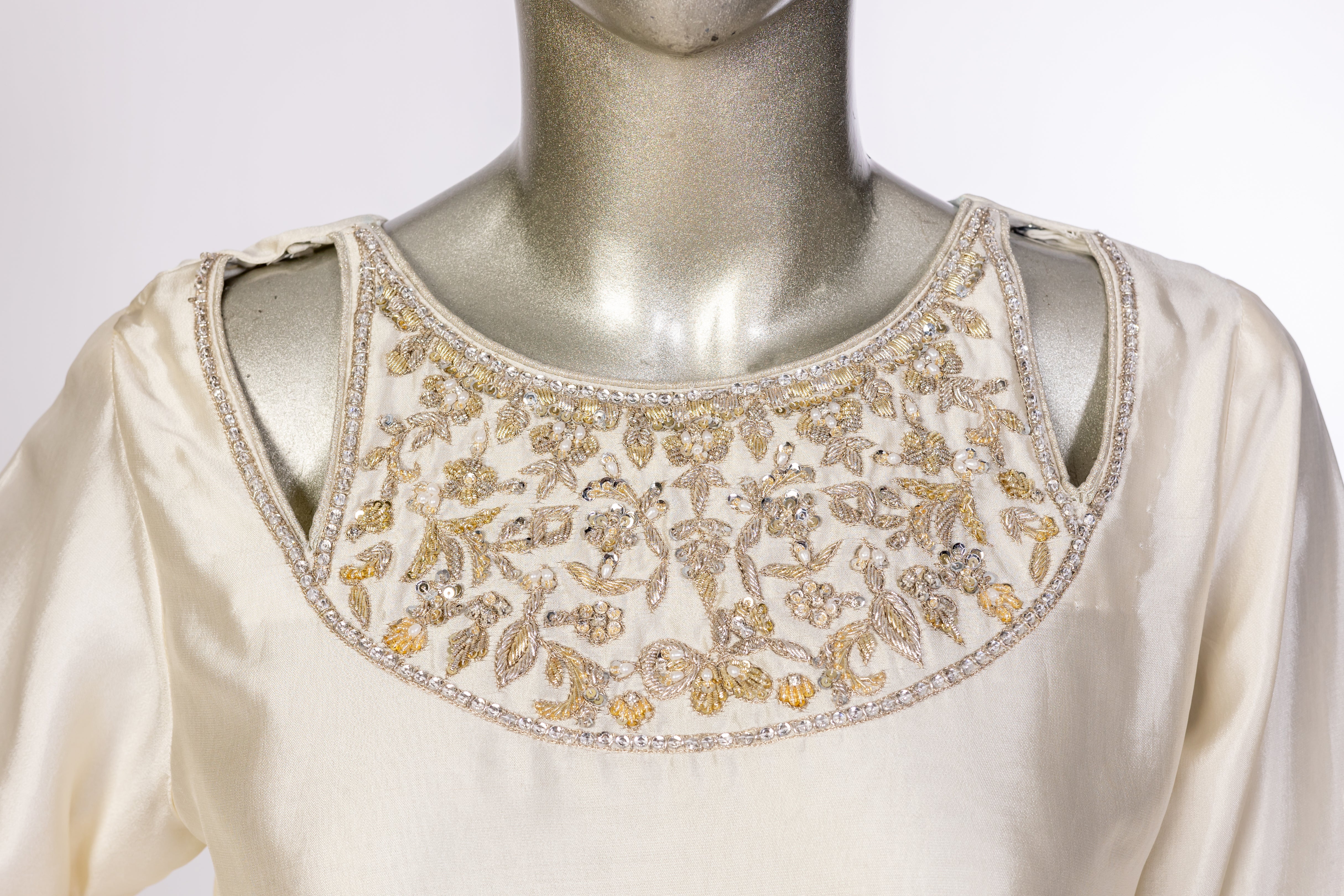 Tabish – Luxury Sheesha Silk 3-Piece Suit with Hand-Painted Dupatta