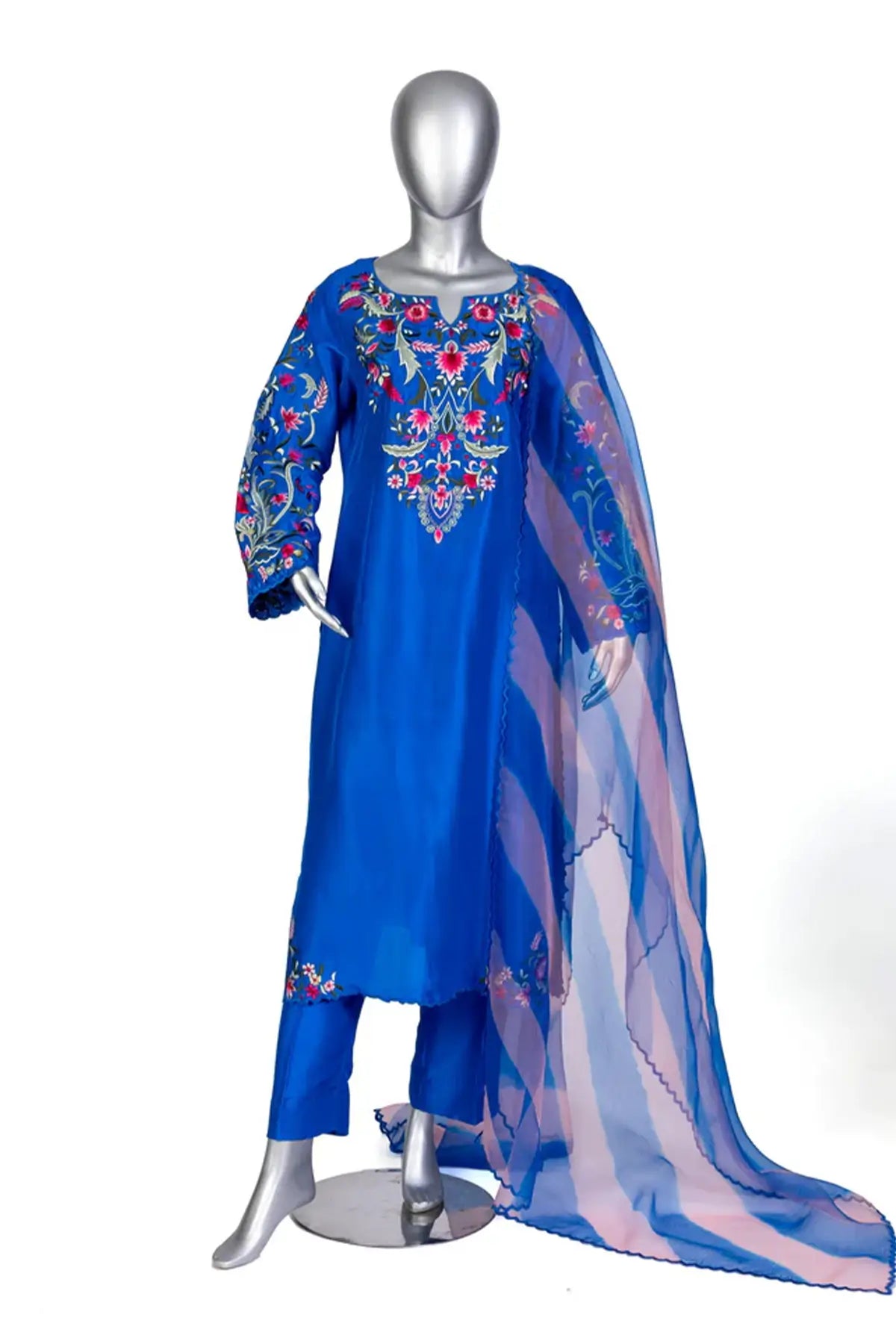 Tavisha – Royal Blue Luxury Silk Set with Handwork for Special Occasions