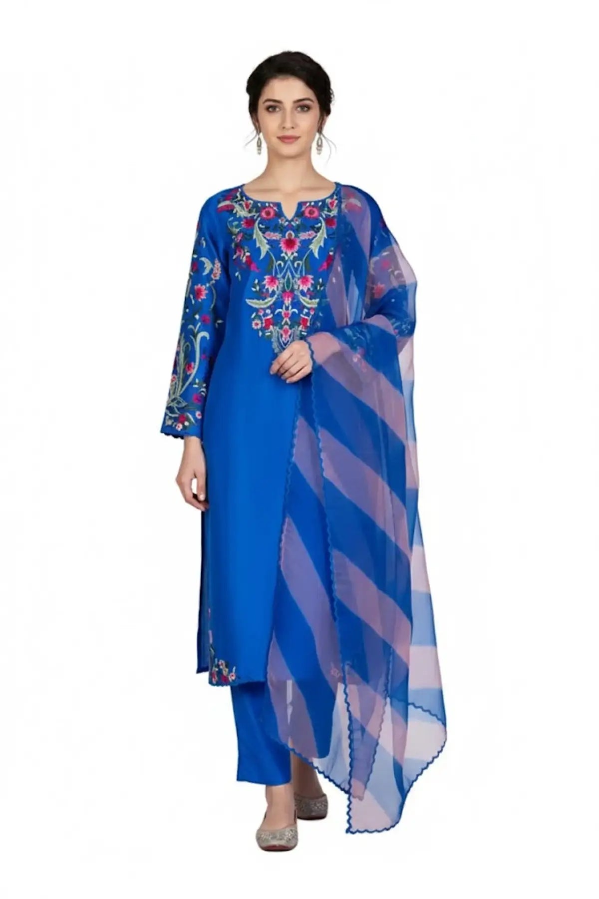 Tavisha – Royal Blue Luxury Silk Set with Handwork for Special Occasions