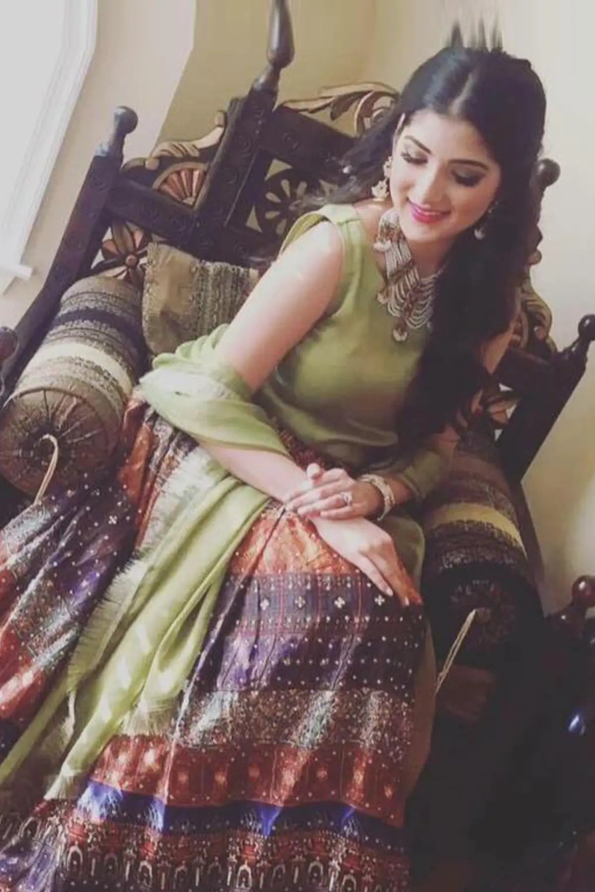 Verdant Grace- Pakistani Embellished Lehenga Choli