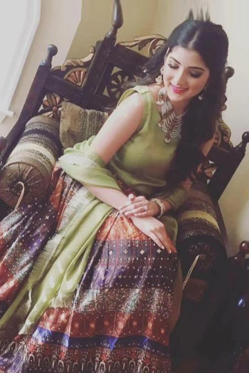 Verdant Grace- Pakistani Embellished Lehenga Choli