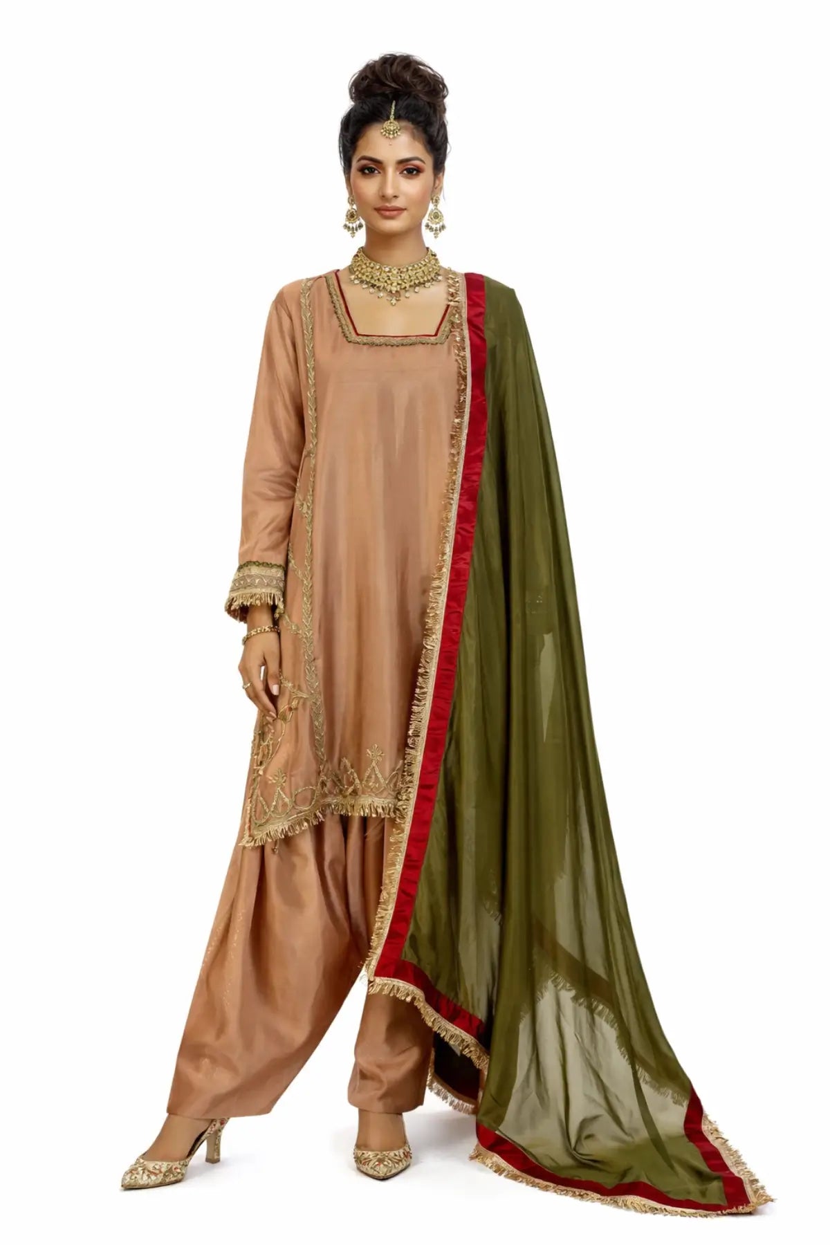 Zarfisha – Exclusive Pakistani Formal Wear in Gold Sheesha Silk Online