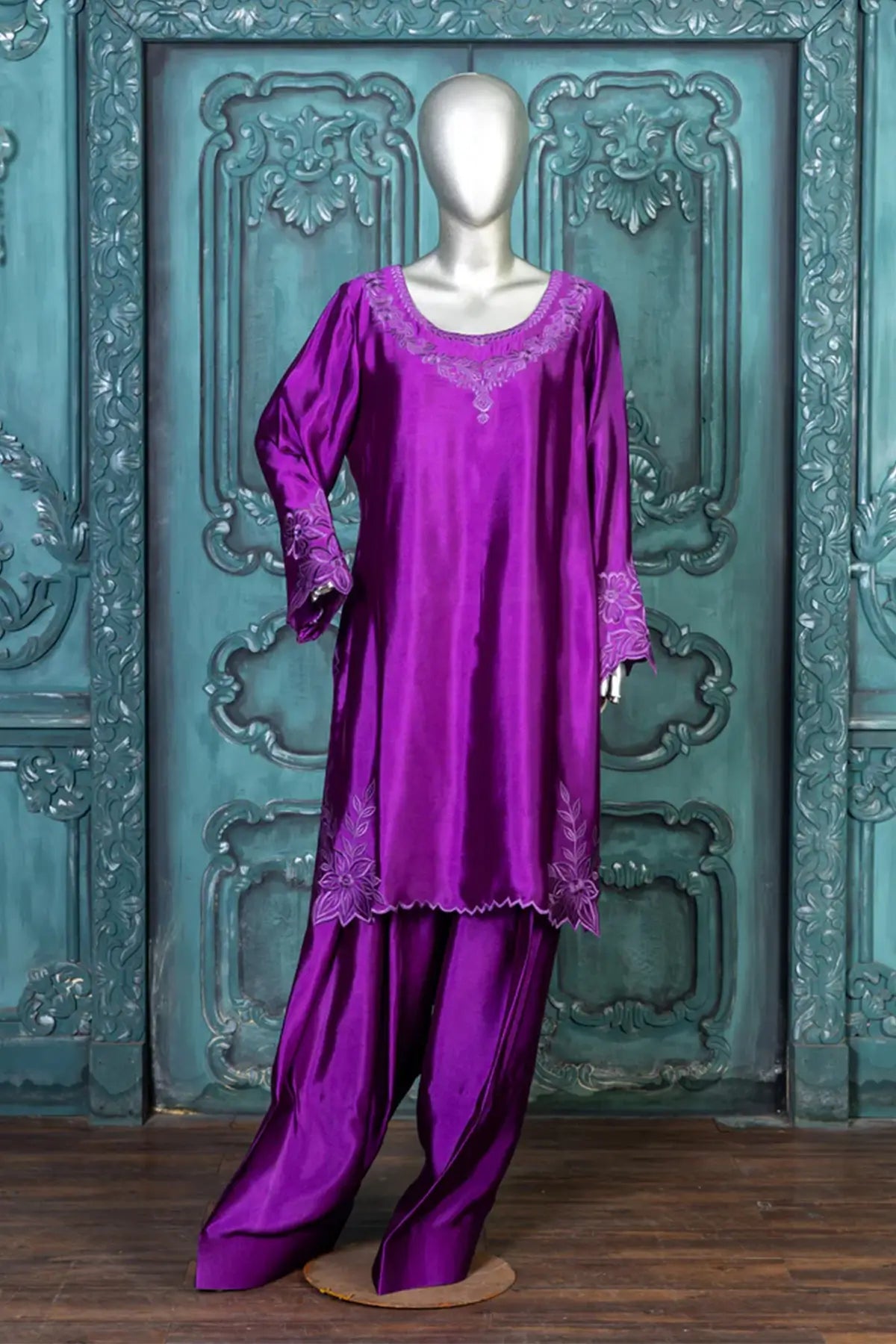 Zarnoor – Luxury Purple Sheesha Silk 3-Piece Outfit with Farshi Shalwar